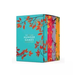 Hunger Games Box Set - Deluxe Edition - Suzanne Collins (Paperback)